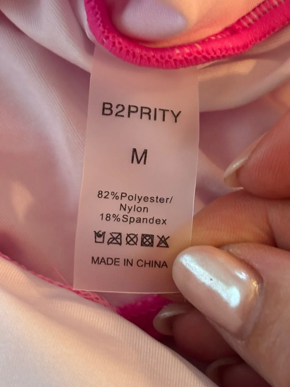 B2PRITY NWT Pink Colorblock Ruffle One Piece Swimsuit M Removable Cups